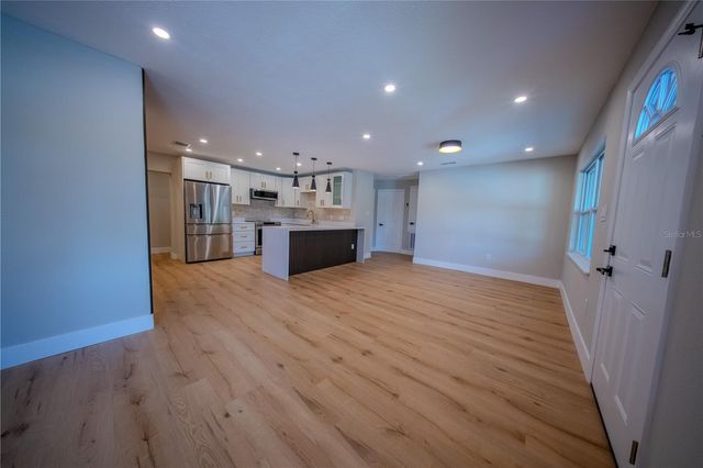 4945 LESCOT LANE, Orlando, FL 32811