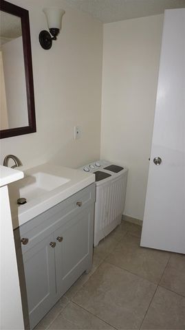 7011 PLACE DE LA PAIX 2B, South Pasadena, FL 33707