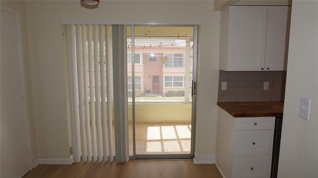 7011 PLACE DE LA PAIX 2B, South Pasadena, FL 33707