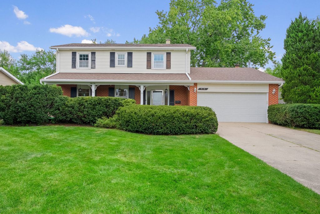 910 Cherokee Drive, Darien, IL 60561 — exterior