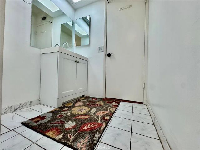 11701 Balboa Blvd, Granada Hills, CA 91344