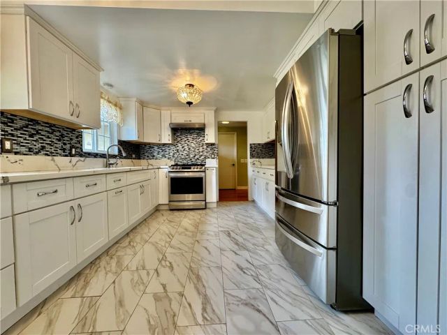 11701 Balboa Blvd, Granada Hills, CA 91344