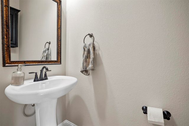 428 Haven Road, Waxahachie, TX 75165