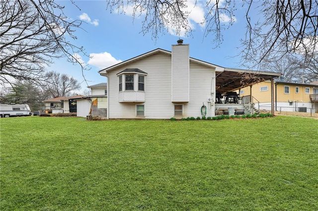 11213 E 32nd Terrace S, Independence, MO 64052