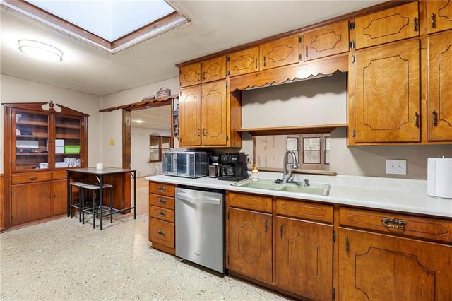 11213 E 32nd Terrace S, Independence, MO 64052