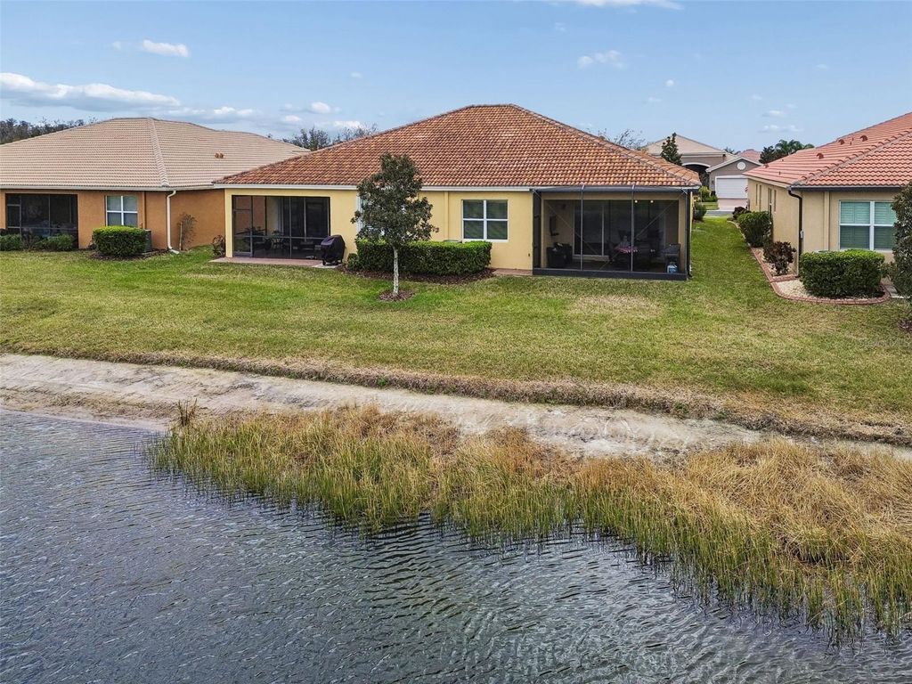 Image 40 of property listing at 4940 MARBLE SPRINGS CIRCLE, Wimauma, FL 33598