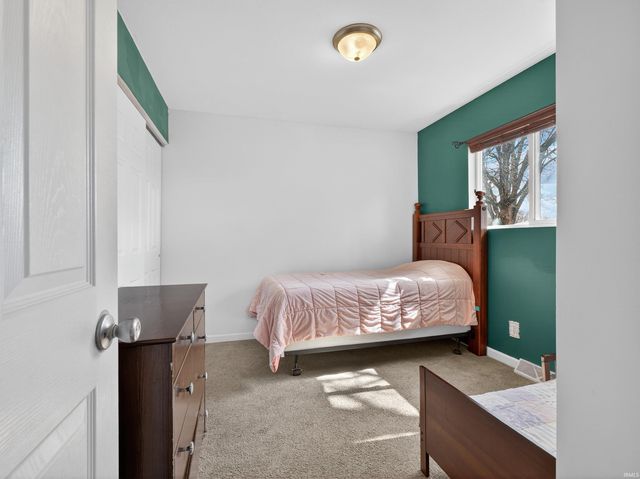 1711 Lathrop Drive, Fort Wayne, IN 46808