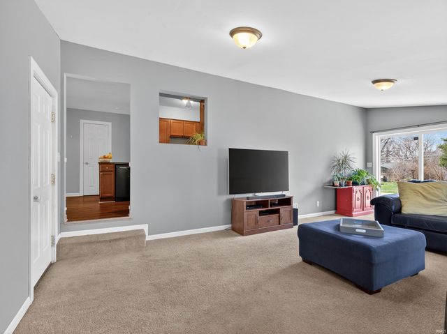 1711 Lathrop Drive, Fort Wayne, IN 46808