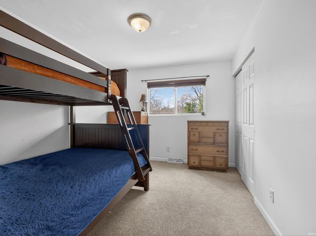 1711 Lathrop Drive, Fort Wayne, IN 46808