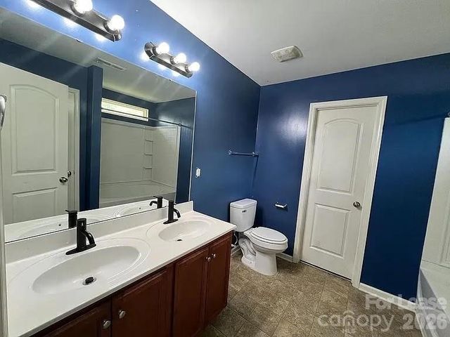 4828 Lynn Lee Circle, Charlotte, NC 28269