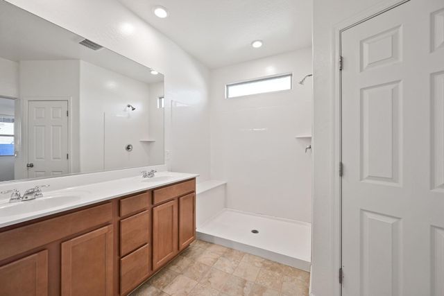 1630 E Grove Street, Phoenix, AZ 85040