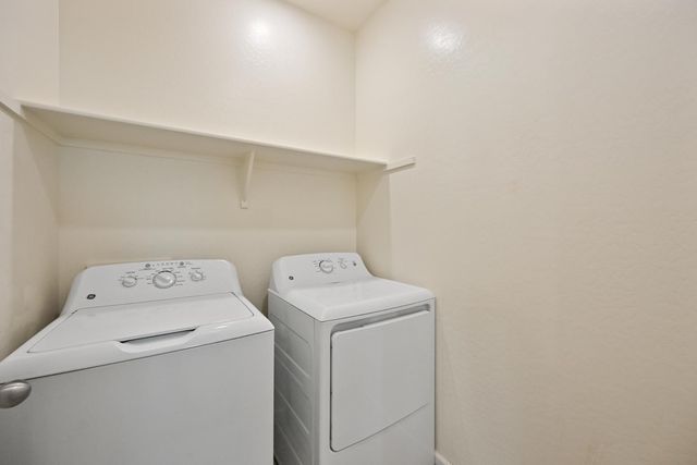 1630 E Grove Street, Phoenix, AZ 85040