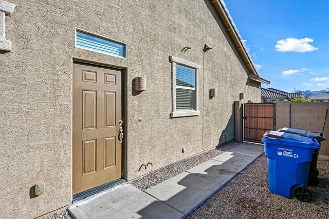 1630 E Grove Street, Phoenix, AZ 85040
