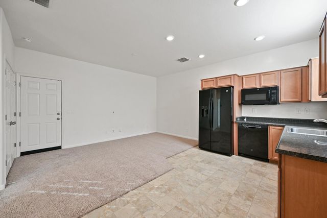1630 E Grove Street, Phoenix, AZ 85040