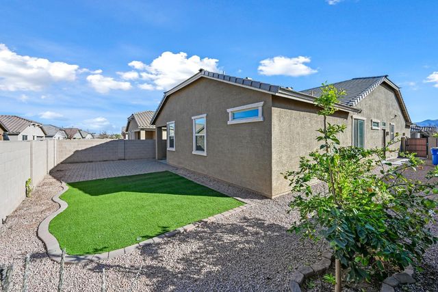 1630 E Grove Street, Phoenix, AZ 85040