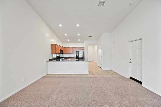 1630 E Grove Street, Phoenix, AZ 85040