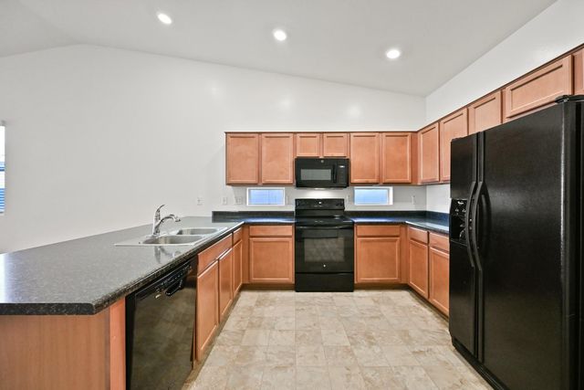 1630 E Grove Street, Phoenix, AZ 85040