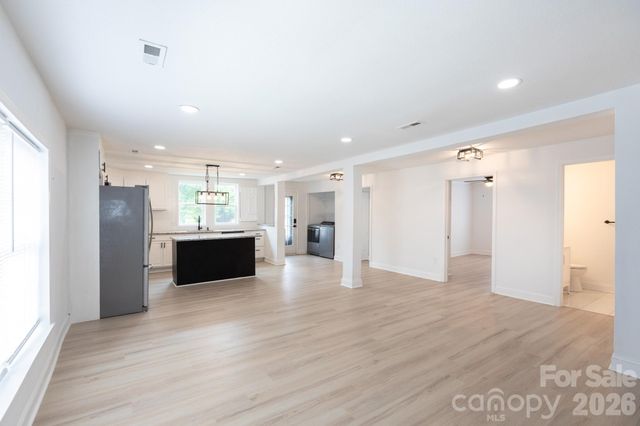 607 Old Charlotte Road SW, Concord, NC 28027
