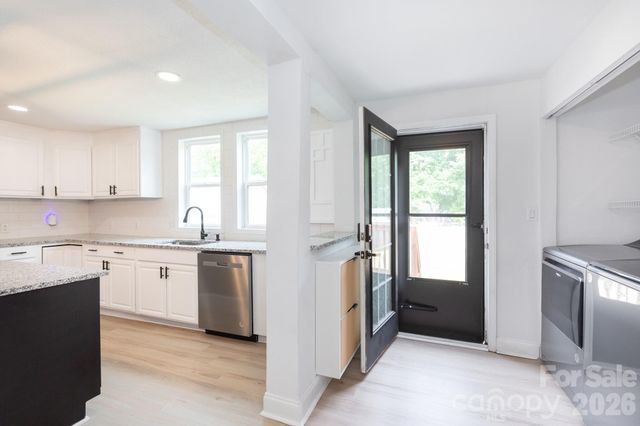 607 Old Charlotte Road SW, Concord, NC 28027