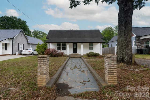 607 Old Charlotte Road SW, Concord, NC 28027