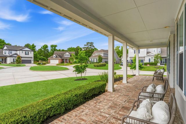 2368 Goldenglade Drive, Conroe, TX 77384
