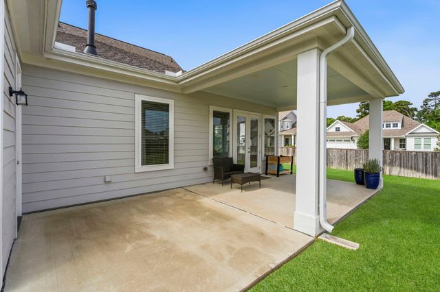 2368 Goldenglade Drive, Conroe, TX 77384