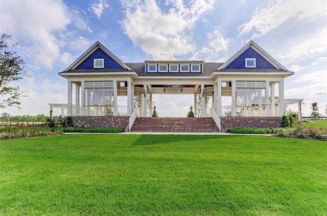 2368 Goldenglade Drive, Conroe, TX 77384