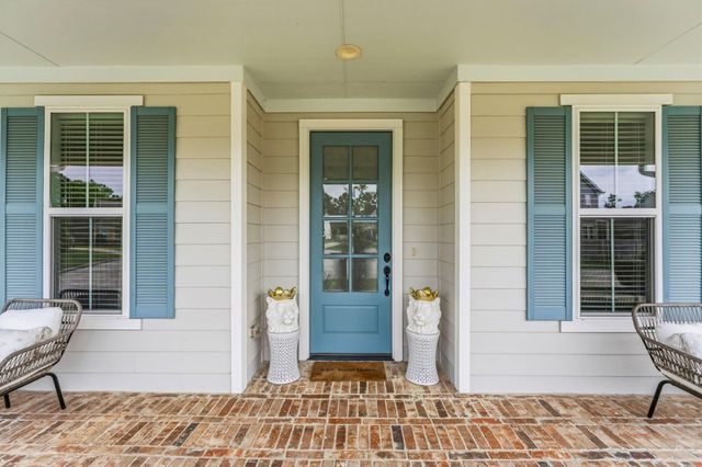 2368 Goldenglade Drive, Conroe, TX 77384