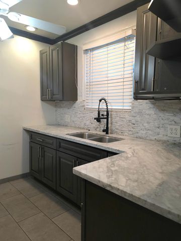 1751 Sycamore Ave, Stockton, CA 95205