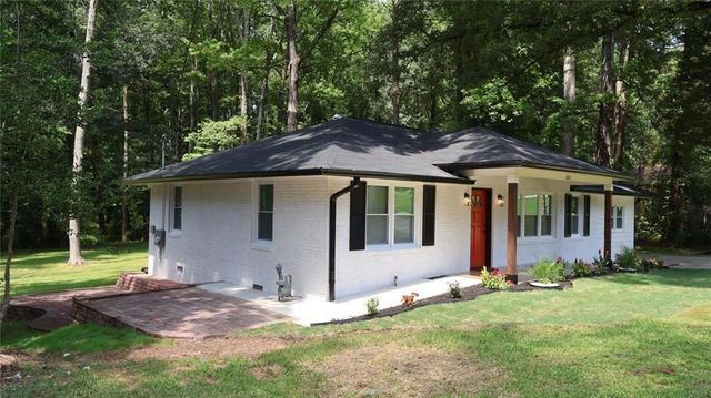 6815 Florence Drive, Lithia Springs, GA 30122