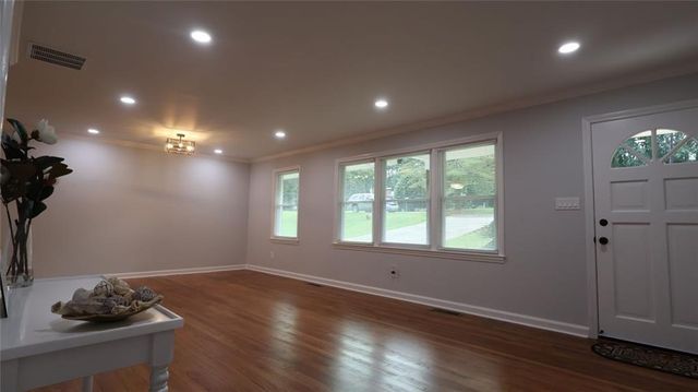 6815 Florence Drive, Lithia Springs, GA 30122