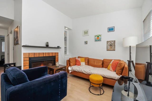 1435 Essex 7, San Diego, CA 92103