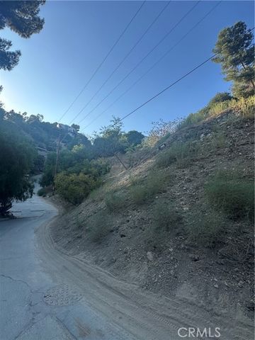 528 Rustic Dr, Los Angeles, CA 90065