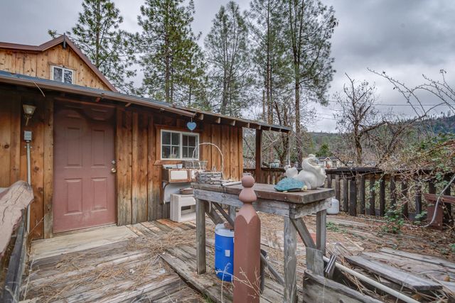 1720 Main Street, Weaverville, CA 96093