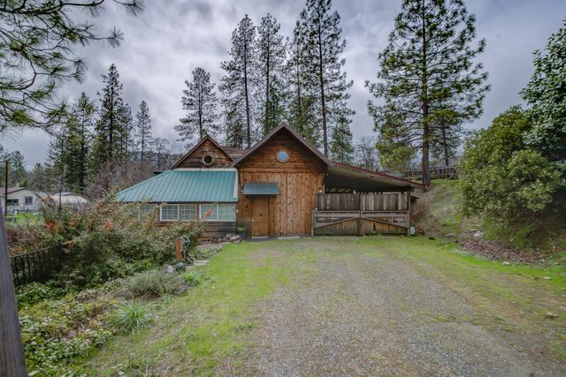 1720 Main Street, Weaverville, CA 96093