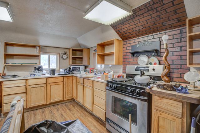 1720 Main Street, Weaverville, CA 96093