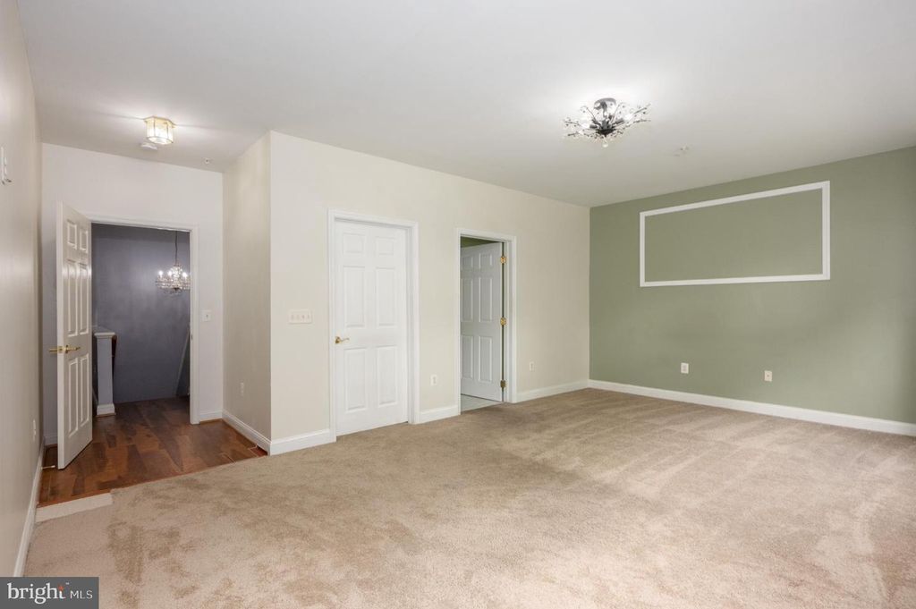 2550 KENSINGTON GDNS #107, Ellicott City, MD 21043