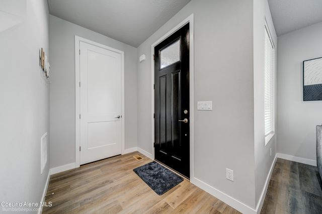 2999 N Andromeda St, Post Falls, ID 83854