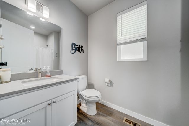 2999 N Andromeda St, Post Falls, ID 83854