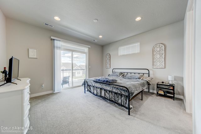 2999 N Andromeda St, Post Falls, ID 83854