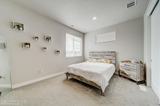 2999 N Andromeda St, Post Falls, ID 83854