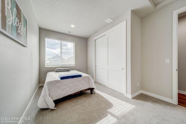 2999 N Andromeda St, Post Falls, ID 83854