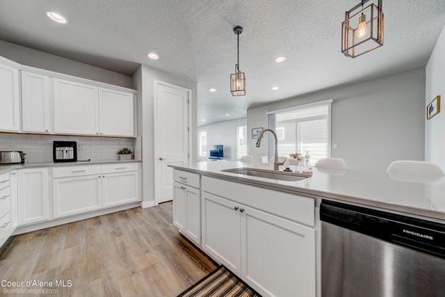 2999 N Andromeda St, Post Falls, ID 83854