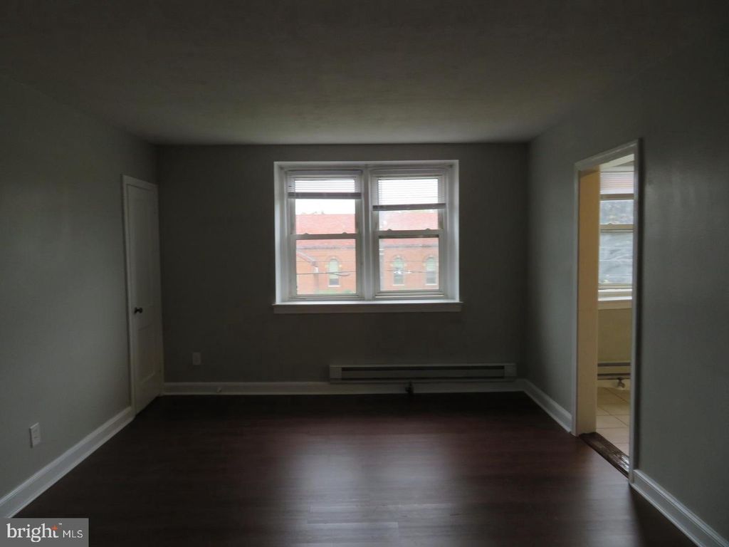 3130 TYSON AVE, PHILADELPHIA, PA 19149 — photo 2