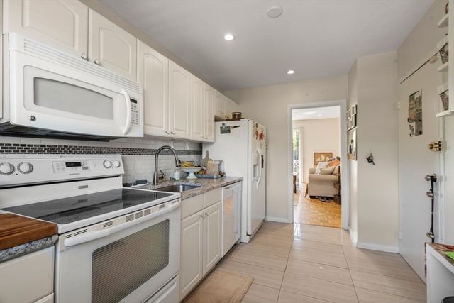 24 Westgate Road 5, Boston, MA 02132