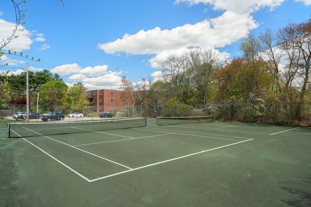 24 Westgate Road 5, Boston, MA 02132