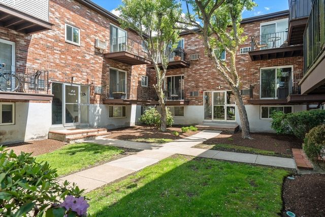 24 Westgate Road 5, Boston, MA 02132