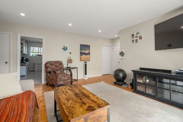 24 Westgate Road 5, Boston, MA 02132