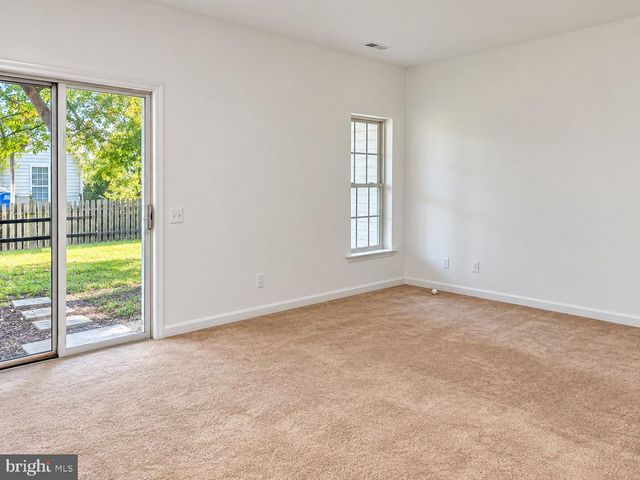 22 WEATHERLY RD, Delran Twp, NJ 08075