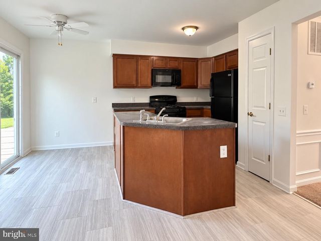 22 WEATHERLY RD, Delran Twp, NJ 08075